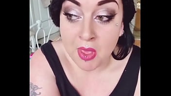 Thought i'd post some funnys come add me on tik darkfacephantom ️