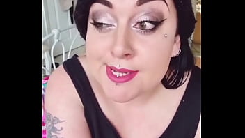 Thought i'd post some funnys come add me on tik darkfacephantom ️