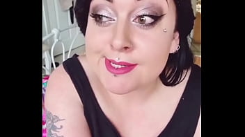 Thought i'd post some funnys come add me on tik darkfacephantom ️