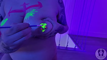 4k striptease twerk avatar light effect rgb body painting