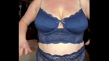 I loooove this sapphire lingerie set milf win
