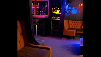 A ton avis qu'elles tenues je porte quand je strip en club