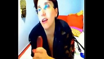 Sucking on the boss s big bellend