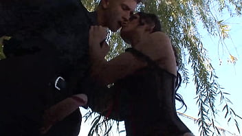 Simone peach flashing in budapest