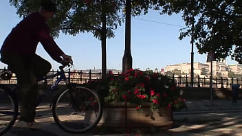 Simone peach flashing in budapest