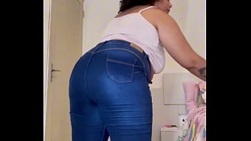 Bbw big ass farting and burping in jeans and leggings
