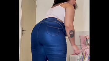 Bbw big ass farting and burping in jeans and leggings