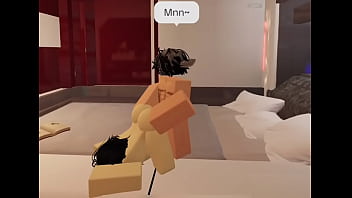 Ro sex in a public con