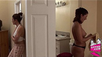 Sensual Lesbains 0450 thumbnail