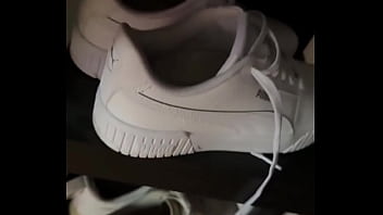 Good morning ↔️•more on of #feet #fetish #of girl #socks #socksfetish #blacksocks