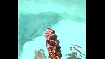 10 seconds of 10 inches