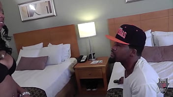 Rome major cums on envy star's face after have mounted her