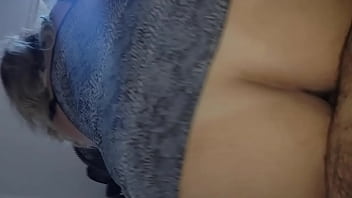 Vadia casada sentando sem camisinha