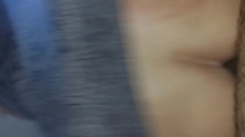 Vadia casada sentando sem camisinha