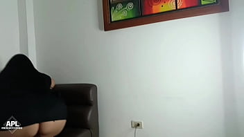 Siempre Busco La Manera De Que Mi Hijastro Me Folle El Culo Mientras Estamos Solos En Casa Historia Completa thumbnail
