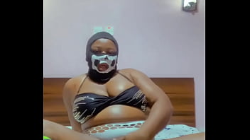 Flexible legs wanting for a big dick