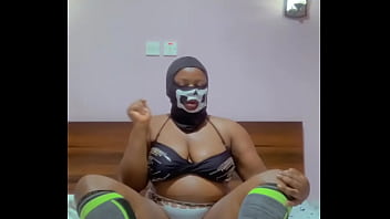 Flexible legs wanting for a big dick