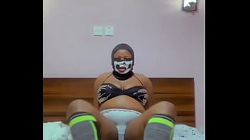 Flexible legs wanting for a big dick