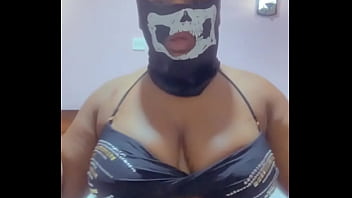 Flexible legs wanting for a big dick