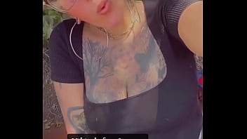 When you got a titty tan & walked 4 miles today talk about a good day seaworld was funnnnn