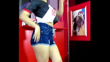 Chata rica de television vestido