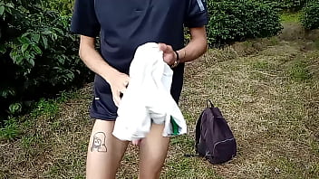 Mi Amigo Me Estaba Mirando Detrás De La Cámara Mientras Uso Mis Juguetes thumbnail