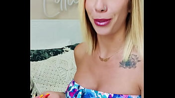 Hello la team j'essaie l'appli pour celibataire tinder dans ce nouvel épisode