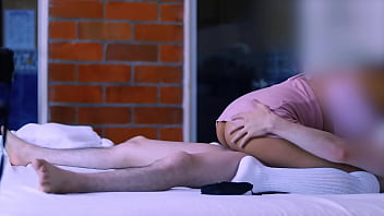 Madrastra y el compañero de su hermanastra