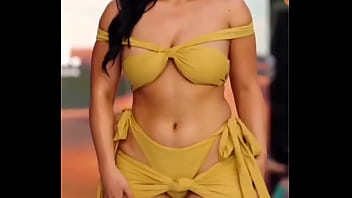 Aunty hot walking in public yellow dress women sexy aunty hot