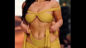 Aunty hot walking in public yellow dress women sexy aunty hot