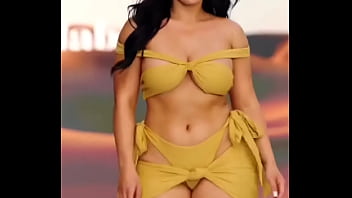 Aunty hot walking in public yellow dress women sexy aunty hot