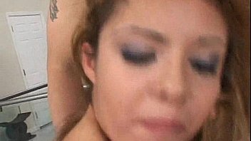 Hot squirting babe 096