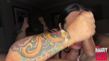 Sexy big booty green eyes milf sucks and swallows