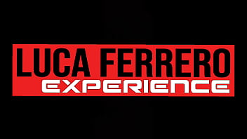 We meet two very hot girls in the swinger club anal and dp