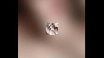 Look into my eyes while i am cumming