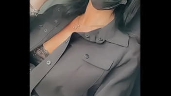 Tu aimes quand je fais la coquine dans l’avion je te poste la vidéo intégral