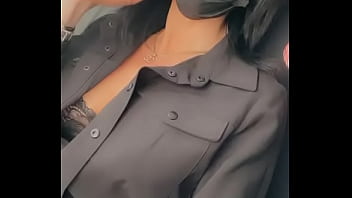 Tu aimes quand je fais la coquine dans l’avion je te poste la vidéo intégral