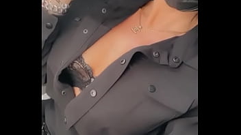 Tu aimes quand je fais la coquine dans l’avion je te poste la vidéo intégral