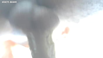 Metendo em dois cuzinhos muito forte