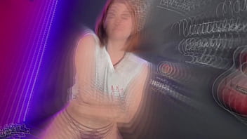 Ruiva corintiana insaciá deu buceta e pediu pra levar no cu