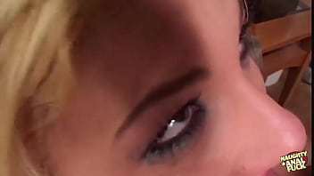 She offers her asshole for the landlord