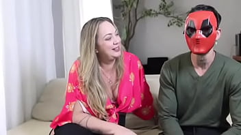 Transei com fã mascarado