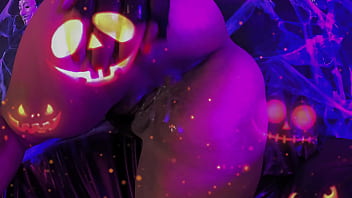 A bruxa a virgem e a diaba invocam do além monstros para fuderem suas bucetas