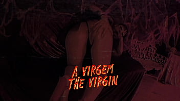 A bruxa a virgem e a diaba invocam do além monstros para fuderem suas bucetas