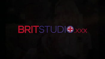 Flexible 18 year old gets railed by an older guy