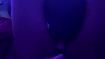 Dredagloden1 eats glamorous pussy