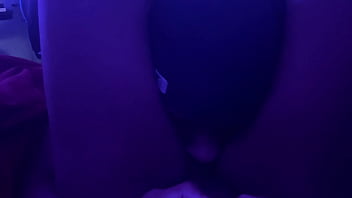 Dredagloden1 eats glamorous pussy