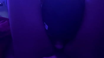 Dredagloden1 eats glamorous pussy