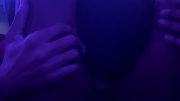 Dredagloden1 eats glamorous pussy