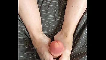 Petit vote vous aimeriez une vidéo footjob